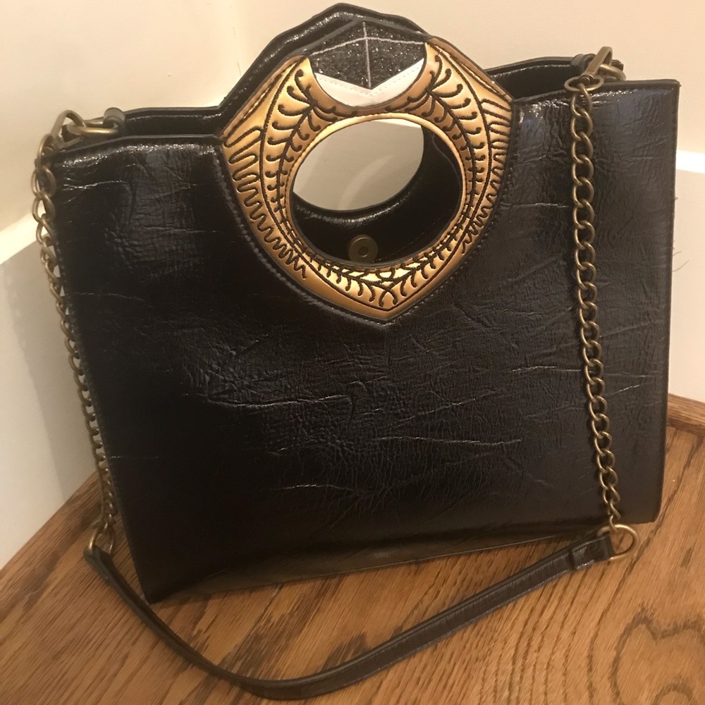 Danielle Nicole Harry Potter Horcrux ring satchel